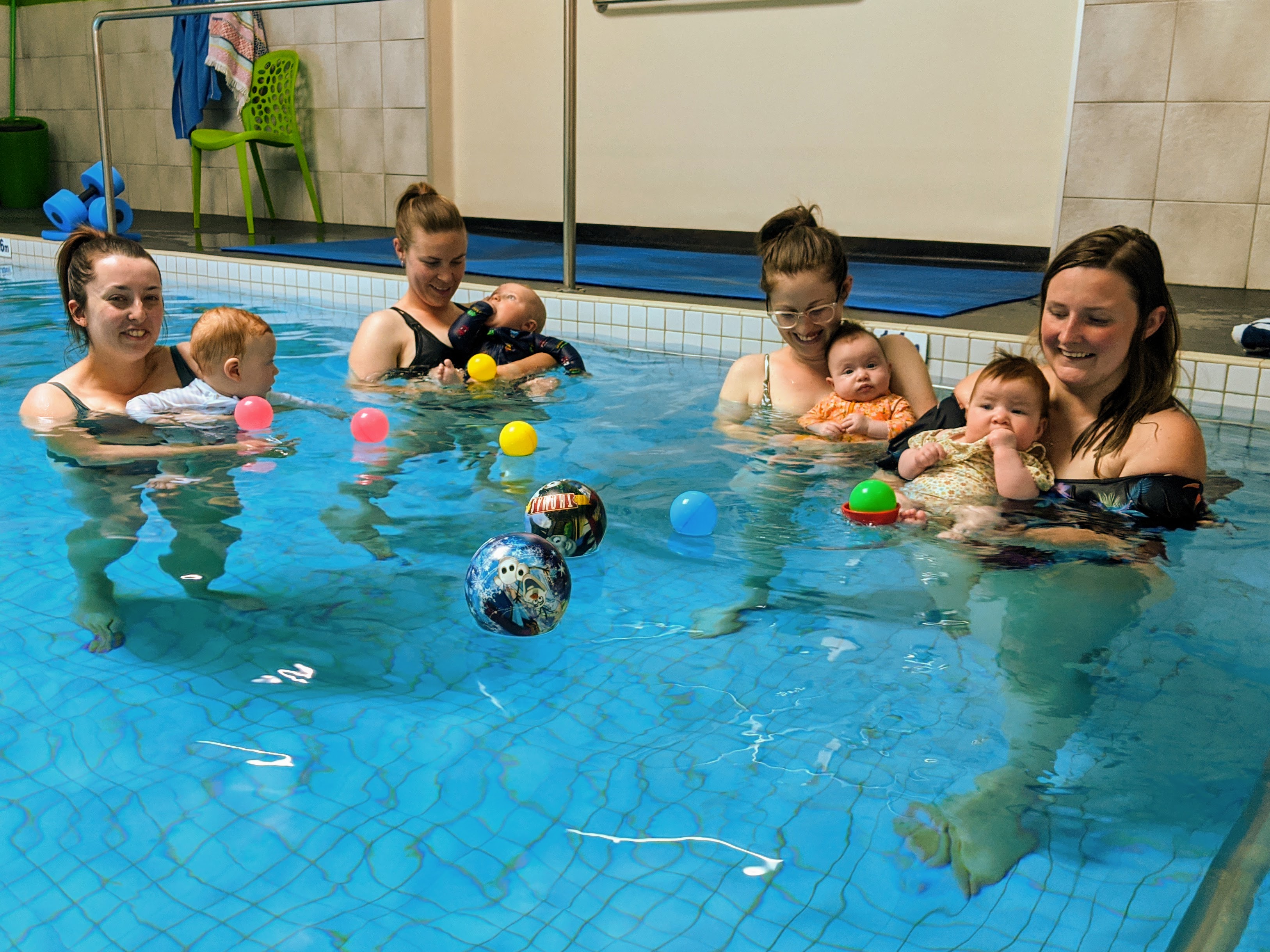 Children in pool.jpg