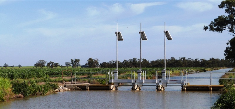 irrigationchannelauto (2).JPG