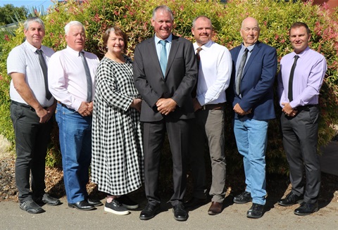 Councillor group photo 2021 (1).jpg