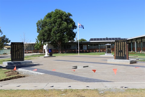 Cohuna Memorial Park.JPG